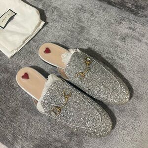 AUTHENTIC Gucci Silver Glitter Horsebit Princetown Mule Loafers – EU 42